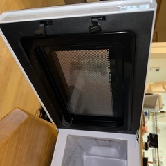 電子レンジ　comfeeの画像