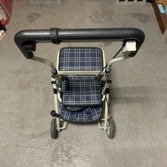 シルバーカーの画像