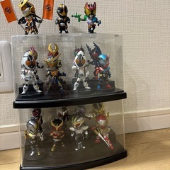 歴代仮面ライダー　ミニフィギュア