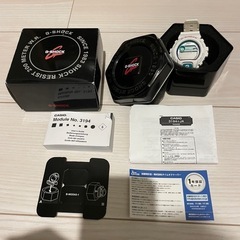 Gショックホワイト