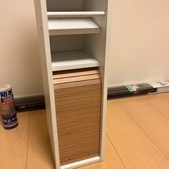 トイレペーパー置きの画像