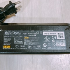 ノートパソコン NEC Lavie ホワイト マウス付 の画像