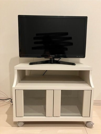 24インチテレビとテレビ台