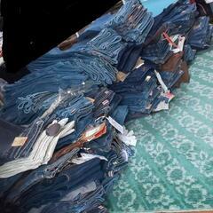 ◆全て新品/デニム4本で1000円◆定価1本6000円以上◆の画像