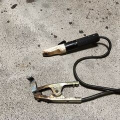 育良精機 溶接機 100/200 キレイ 動作確認済みの画像