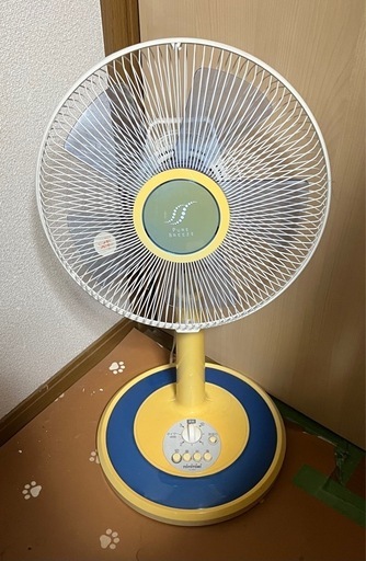 扇風機　ほぼ未使用　日焼けあり