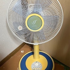扇風機　ほぼ未使用　日焼けあり