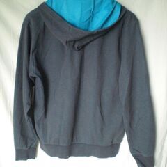 【パーカー④】デサント　パーカーの画像