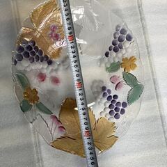 【昭和レトロ】ガラスプレート　大皿　フルーツ皿　立体感柄の画像