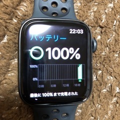 Apple Watch SE 44mm NIKE GPSモデル スペースグレー ナイキ アップルウの画像