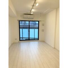🔅フリーレント賃貸🔅○ [ コンビニエンスストア ] セブンイレブン世田谷下馬北店 175m ○ [ スーパーマーケット ] まいばすけっと祐天寺駅西店 349m ○ [ コンビニエンスストア ] ファミリーマート世田谷下馬一丁目店 271m ○ [ コンビニエンスストア ] ローソンストア100世田谷下馬店 230m ○ [ ドラッグストア ] クリエイトエス・ディー世田谷下馬店 242m ○ [ 郵便局 ] 目黒五本木郵便局 381m - 賃貸（マンション/一戸建て）