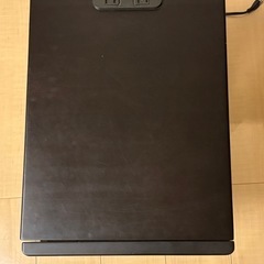 ベッドサイドテーブル