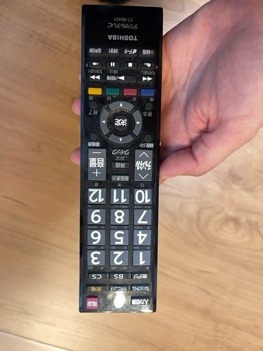 美しいフォルムの八角壁寄せテレビスタンド 【OCTA -オクタ-】 OTG--WH ホワイト ロータイプ 単品 ホームテイスト ＴＶ・ＡＶラック  ロータイプ 単品 ホワイト | ホームセンター通販はDCMオンライン