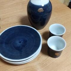 【橘】  酒肴セットとワインカップ、お皿の画像
