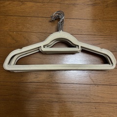 滑らないハンガー　おおきめ10本