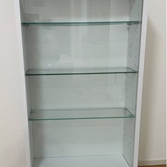 収納　縦型ガラスショーケース