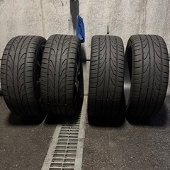 タイヤ、ホイールセットの画像