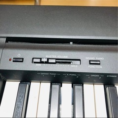 ヤマハ　P-45 （椅子•スタンド•ヘッドホン•YAMAHAのフットペダル付き）の画像