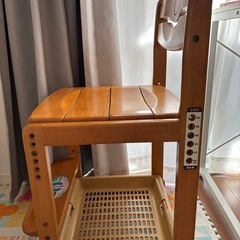 ミッキーマウス　学習椅子の画像