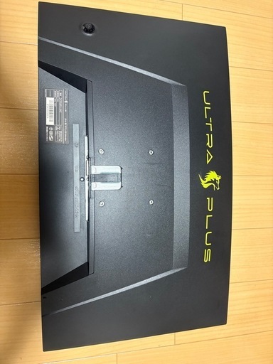 ゲーミングモニター23.6型ワイド/曲面 プリンストン ULTRAPLUS オファー