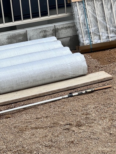 【新品】アイリスオーヤマ　2m×10m（2セット） 防草シート一体型　人工芝 新品】アイリスオーヤマ 2m×10m（2セット） 防草シート一体型 人工芝