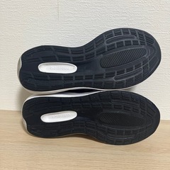 adidasブルー子供靴23.0cmの画像