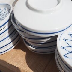 小皿35枚、9，5x9，5x12，5、おしんこなどに、食堂、居酒屋さんの画像