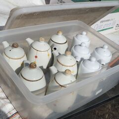 しょうゆ入れ、ソース、ラー油などに、容器10個の画像