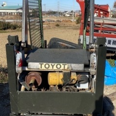 除雪機
小型ホイルローダートヨタ SDK3動作品保証付きの画像