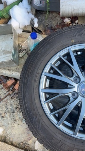 スタッドレスタイヤ