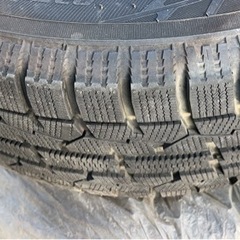 スタッドレスタイヤの画像