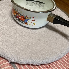 ジャグラーホーロー片手鍋の画像