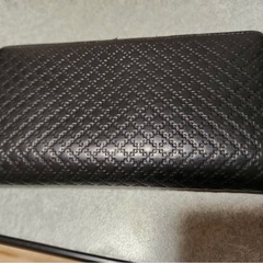 グッチ　ラウンドファスナー財布　箱有り　　　　　
中古品　　　　値下げしました〜‼️  の画像