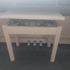 電子ピアノの画像
