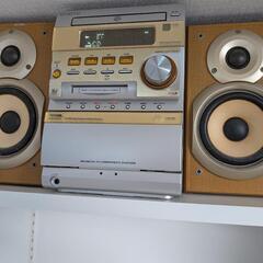 カセットテープ、MD、CD、ラジオ、外部入力