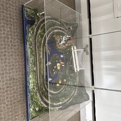 Nゲージレイアウト　鉄道　古城と湖畔をめぐる周遊路