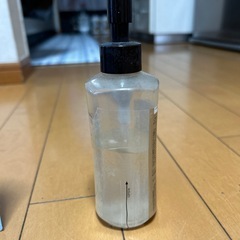【新品　未開封】
YOLUナイトリペアトリートメント　ELIXIRクリアホットクレンジングジェル180g【残6割】 の画像