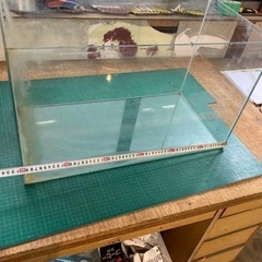 ※欠けあり 水漏れ無し 60cm ガラス水槽の画像