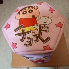 しんちゃんチョコビ六角形ジャンボリュックの画像