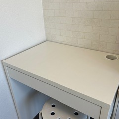 IKEA ドレッサー　デスク