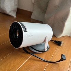 プロジェクター