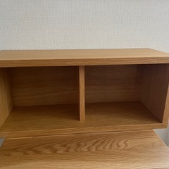 無印　壁に付けられる家具箱の画像