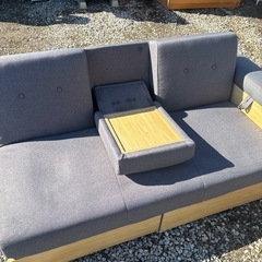 ソファーの画像