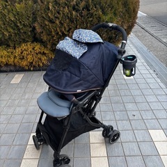 combi　ベビーカーの画像