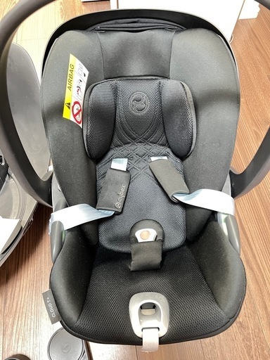 Cybex Cloud T i-Size & Base T チャイルド シート & カーシートアダプター美品