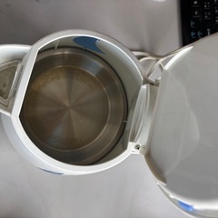 電気ケトルの画像