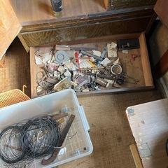 鉄屑や陶器いろいろ