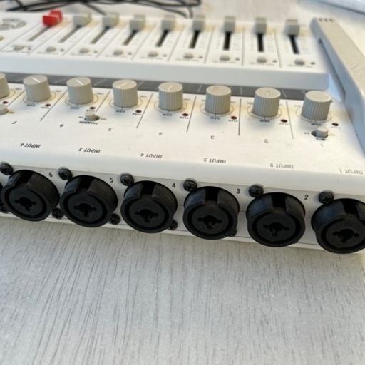 ZOOM R16 マルチトラックレコーダー