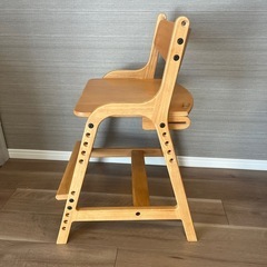 子ども用椅子　の画像