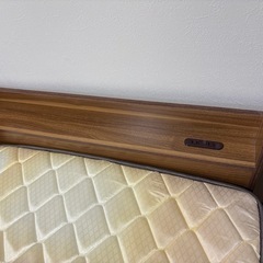 2/11まで　
ニトリ購入　棚付きシングルベッド　マットレス付の画像